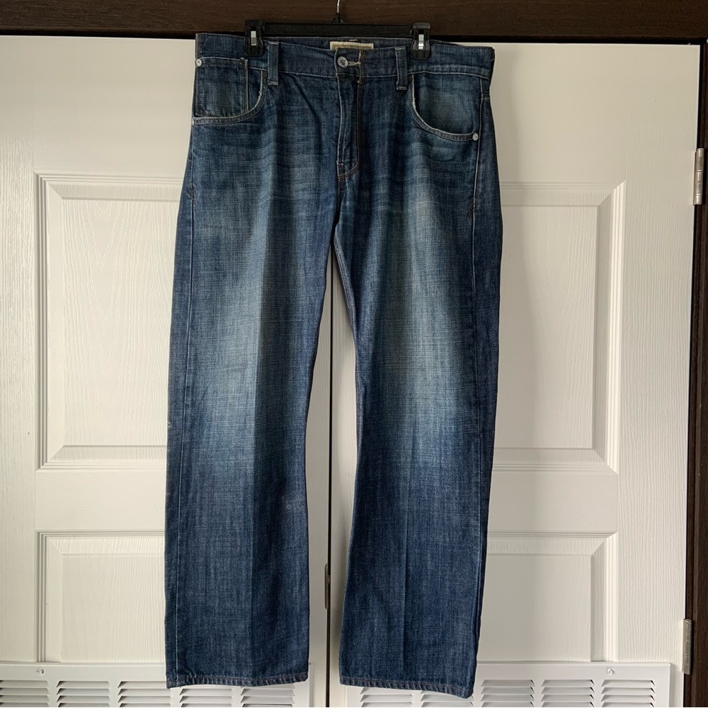 LEVI’S 514 Men’s Slim Straight Jeans with Back Pocket Flaps - size W36, L30